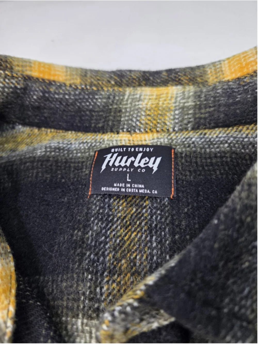 Hurley Portland Heavyweight Flannel Men’s Large Black Yellow Plaid New NWT #1790